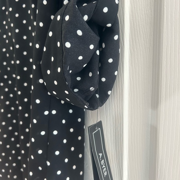 Black polka dot button up blouse - Picture 4 of 4